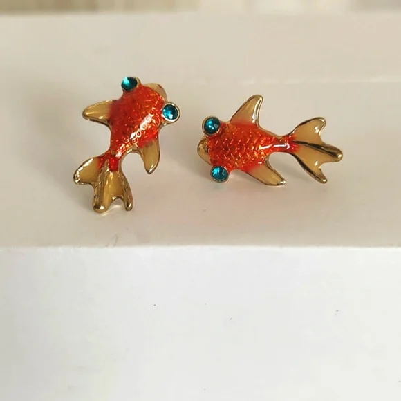 Betsy Johnson Goldfish Stud Earrings w/Rhinestone Accents - Picture 1 of 8